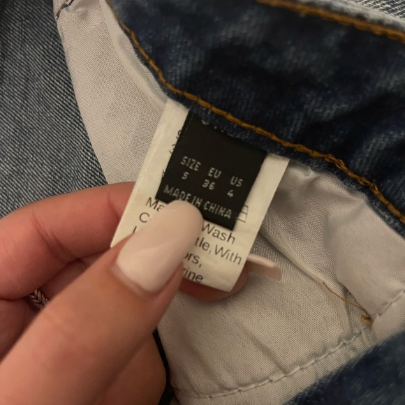 Shein Jean shorts - Picture 3 of 3